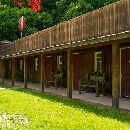 Seneca Pines Lodge Seneca Rocks Εξωτερικό φωτογραφία