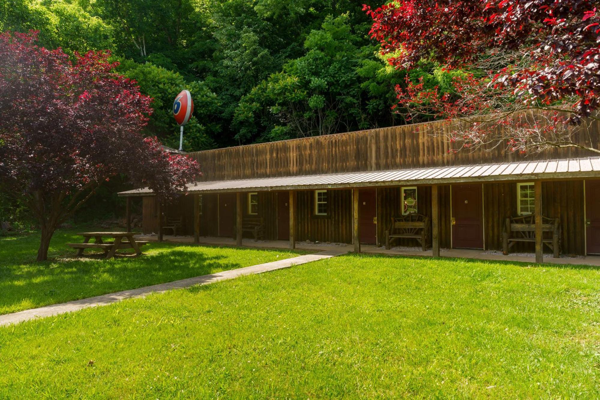 Seneca Pines Lodge Seneca Rocks Εξωτερικό φωτογραφία